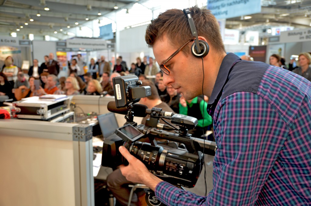 Als VJ auf der Messe unterwegs